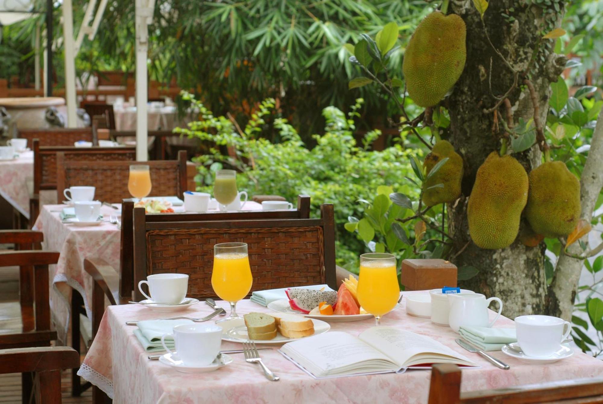 Narada Resort & Spa Qixian Mount Baoting Restoran fotoğraf